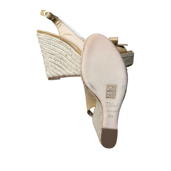 Christian Dior Tan Patent Peep Toe Bow Front Leaver Espadrille Wedges Size 8.5. - Picture 6 of 8
